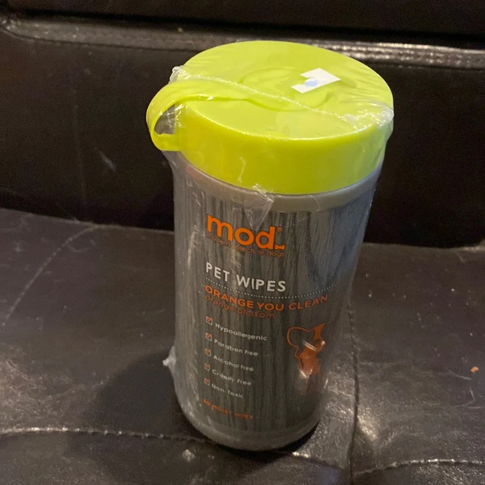 NWT mod Pet Wipes Orange Blossom Hypoallergenic, Paraben Free, Alcohol Free